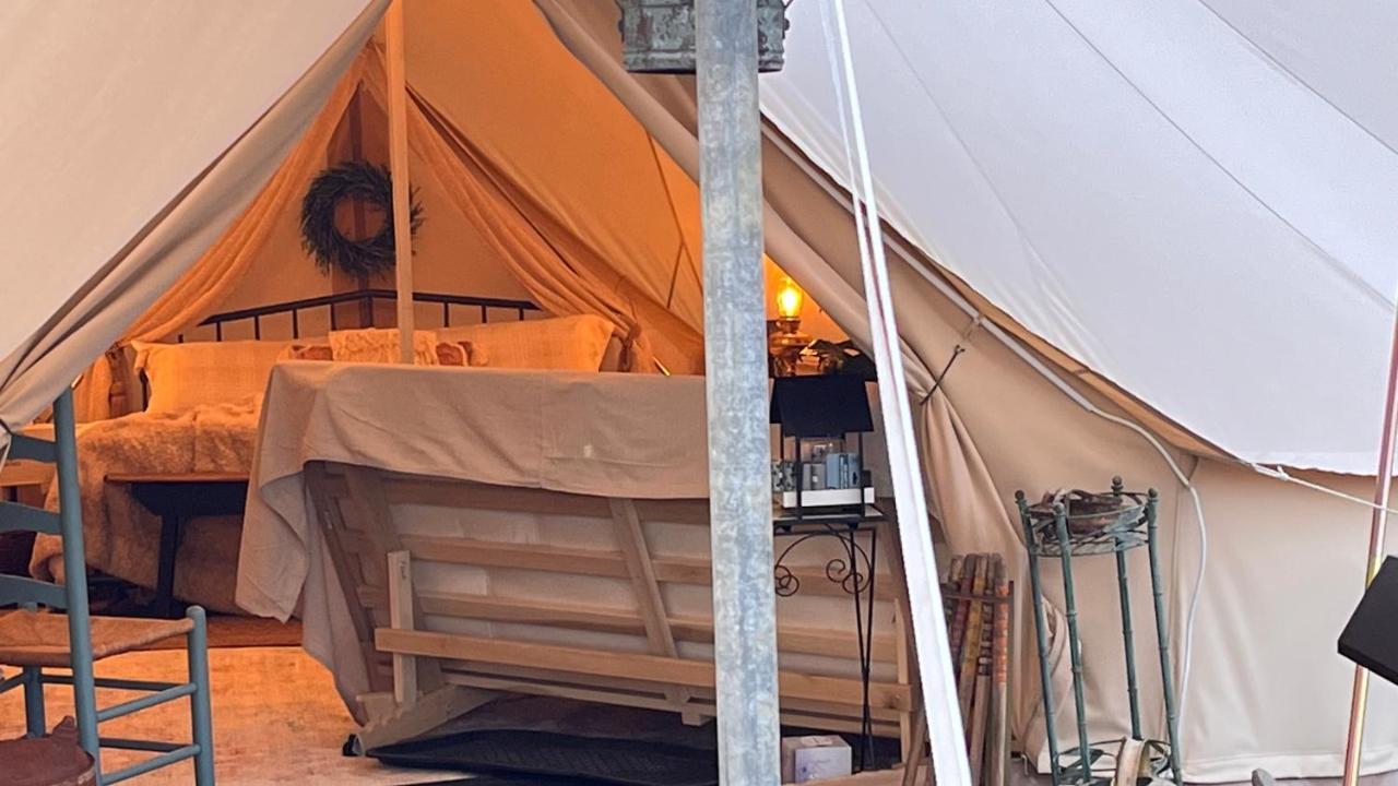 Shenandoah Valley Glamping - Amazing Views - Farm Edinburg Extérieur photo